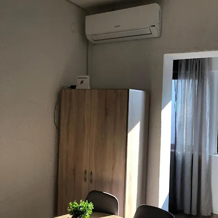 Studio Apartman Pine Lejlighed
