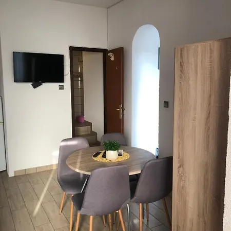 Studio Apartman Pine Lejlighed Pinezići
